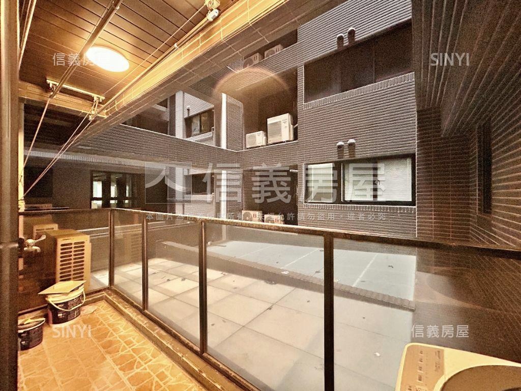 專任※Ａ８雅苑大三房房屋室內格局與周邊環境