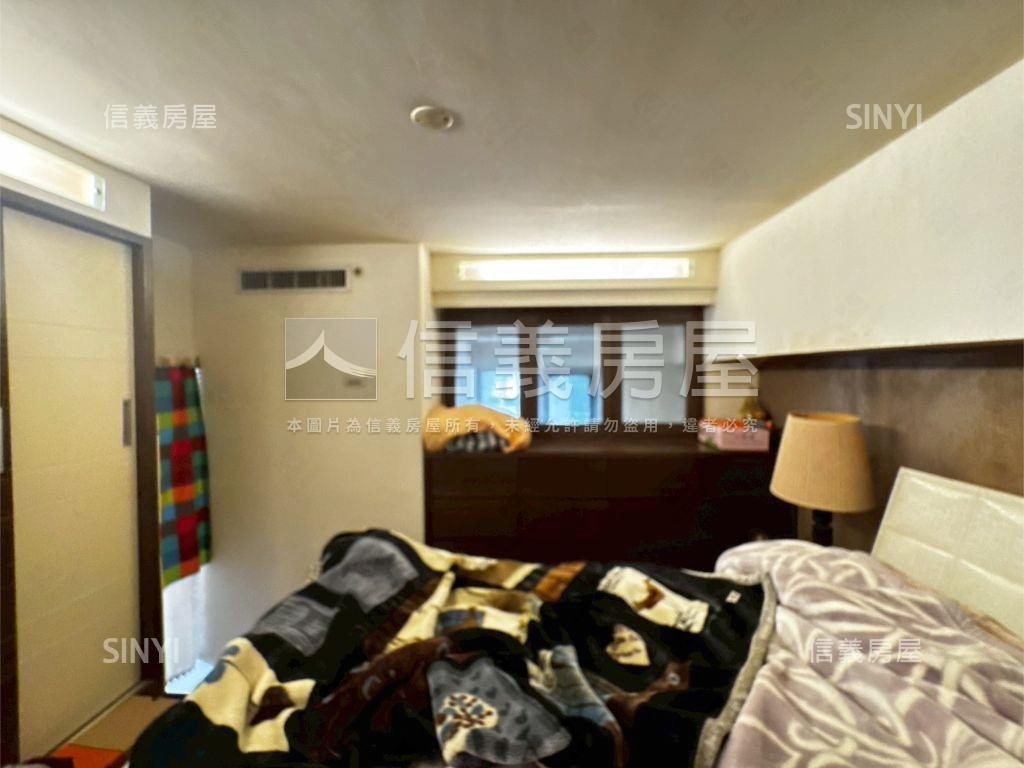 Ａ９三井旁一房大空間房屋室內格局與周邊環境