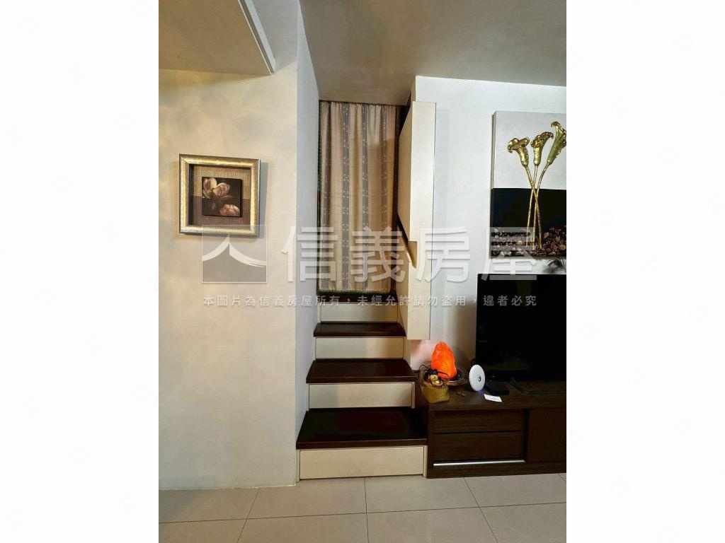 Ａ９三井旁一房大空間房屋室內格局與周邊環境