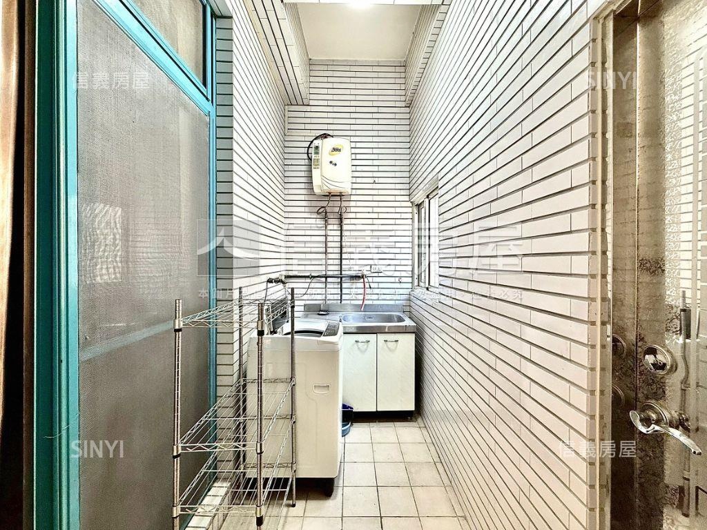 近教大。首購精裝大套房房屋室內格局與周邊環境