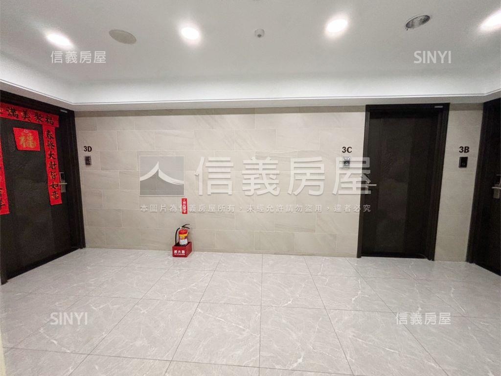 沙鹿臻澄兩房兩衛附車位房屋室內格局與周邊環境
