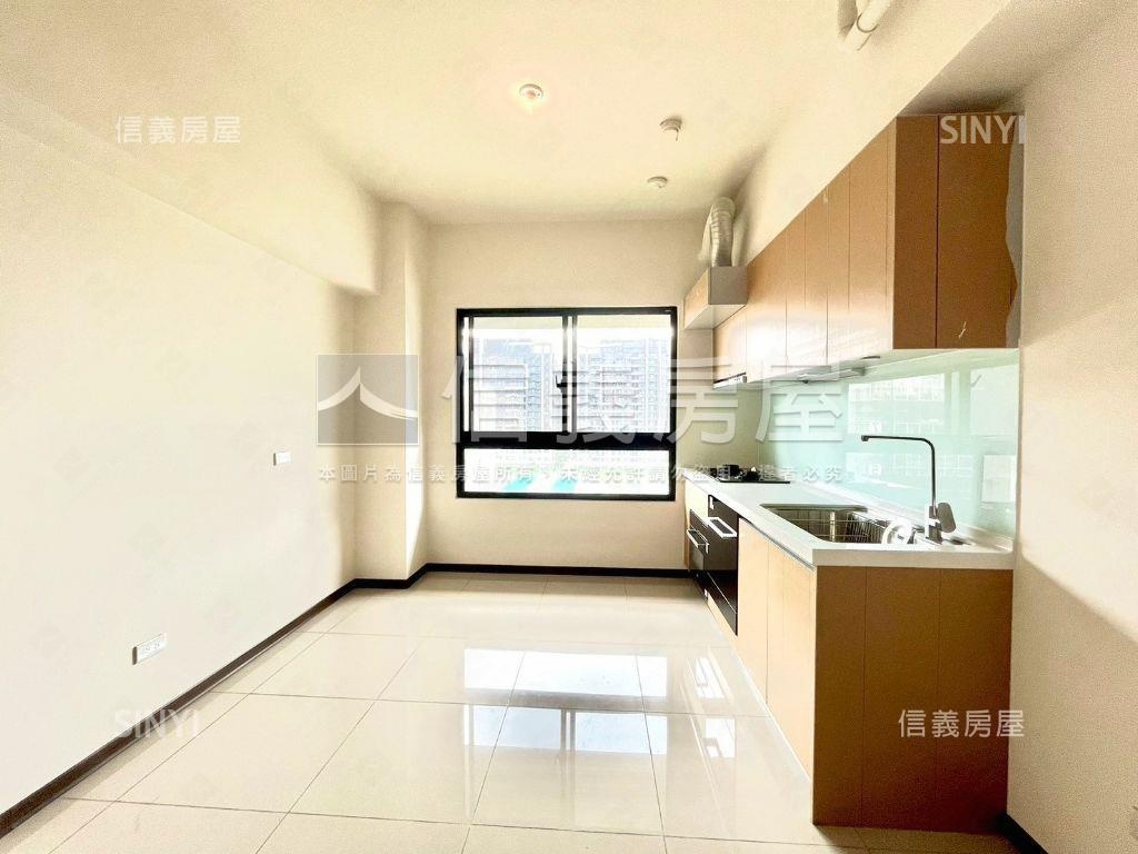 店長推薦長虹天韻兩房誠售房屋室內格局與周邊環境