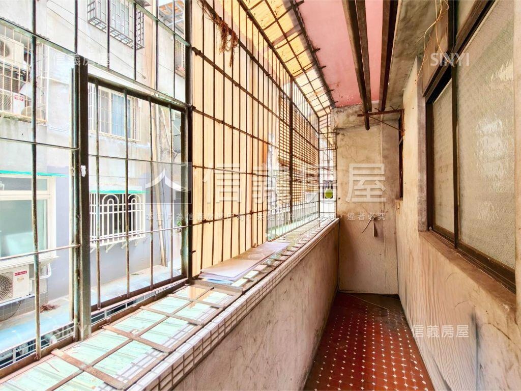 【ＶＲ】捷運邊間小資住辦房屋室內格局與周邊環境