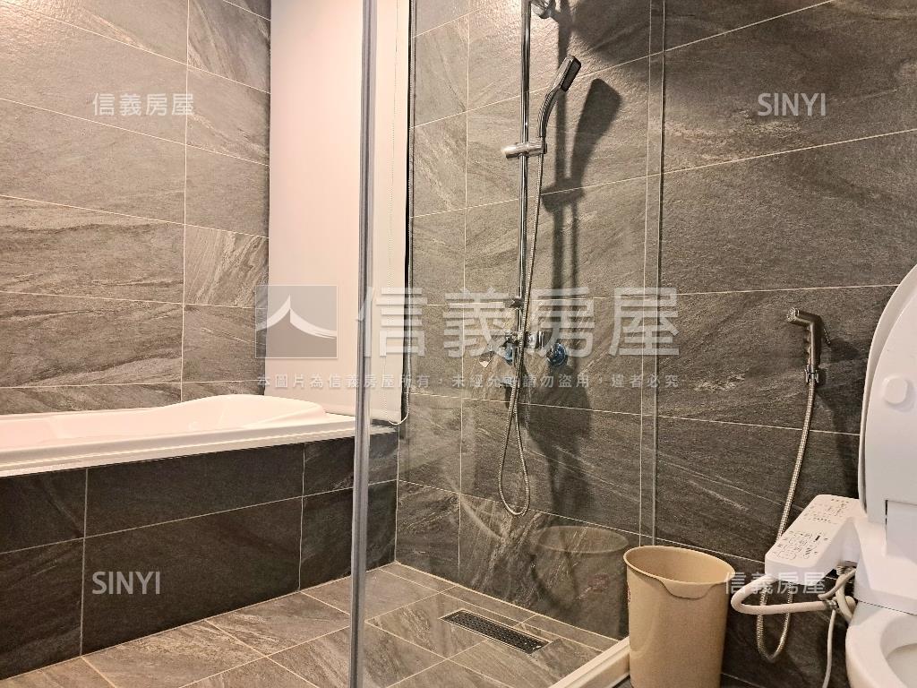 新東區披星戴月美美三房房屋室內格局與周邊環境