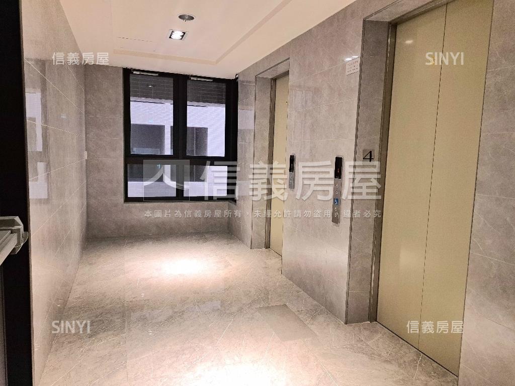 新東區披星戴月美美三房房屋室內格局與周邊環境