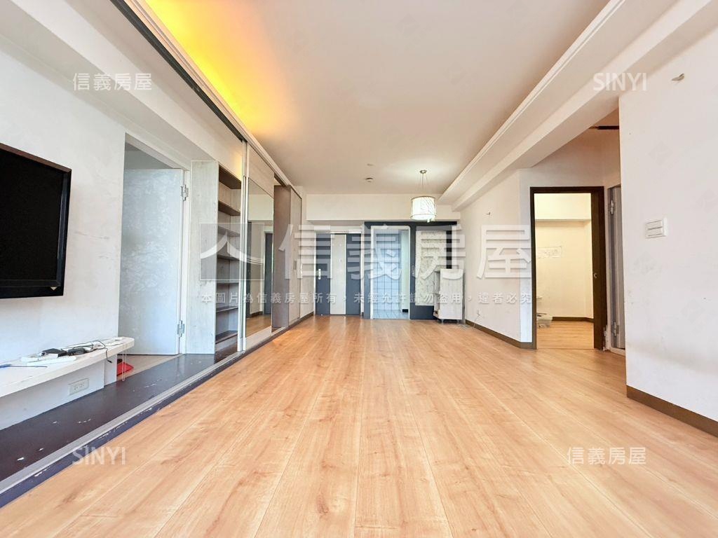 專任公甲溫馨三房房屋室內格局與周邊環境