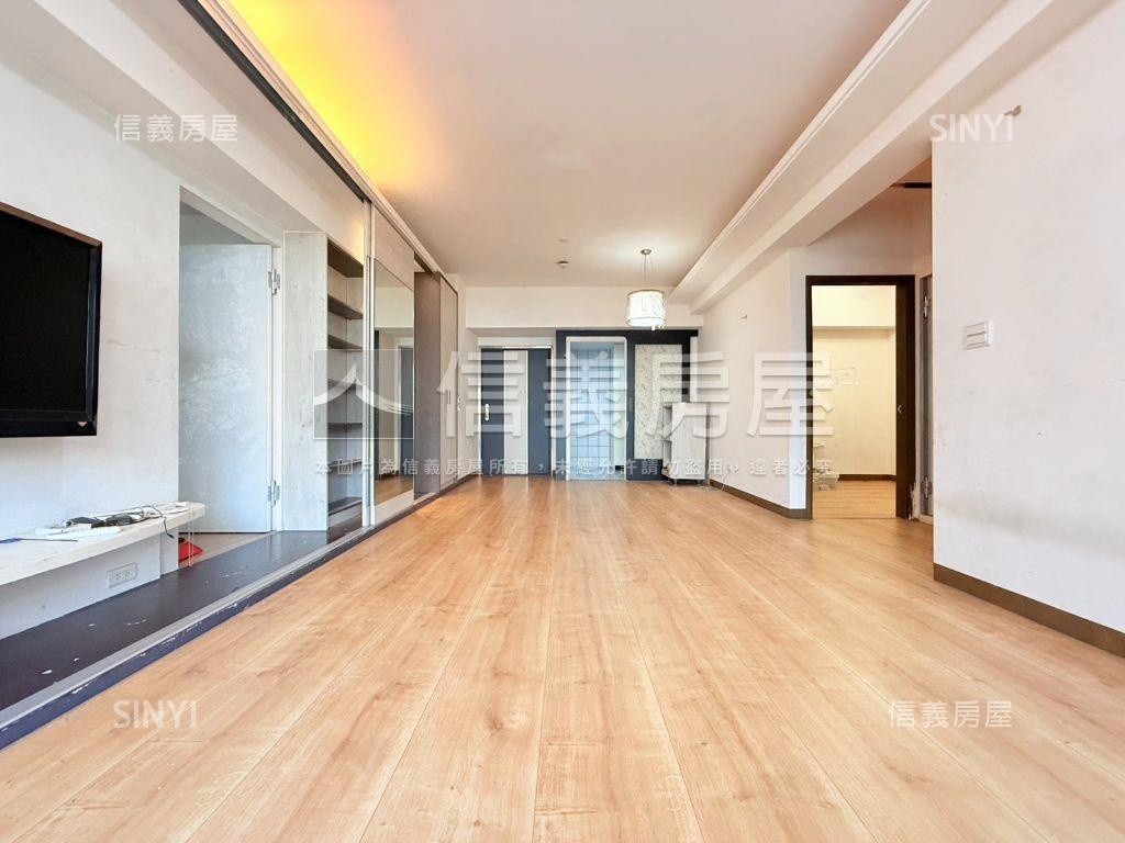 專任公甲溫馨三房房屋室內格局與周邊環境