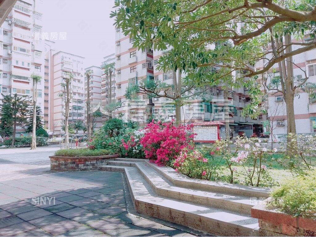 專任公甲溫馨三房房屋室內格局與周邊環境