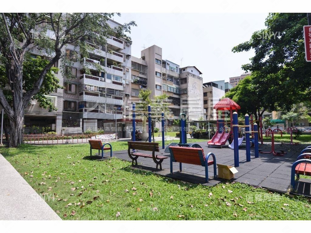 聚富朗朗校園視野三房房屋室內格局與周邊環境