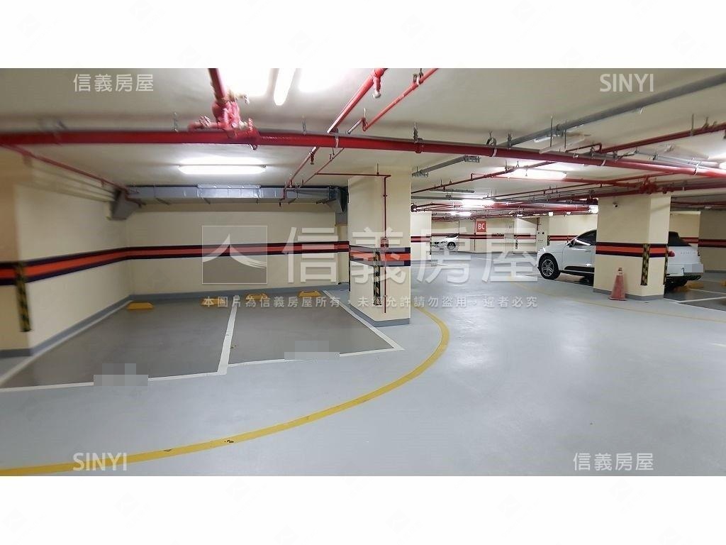 天璽金店面房屋室內格局與周邊環境