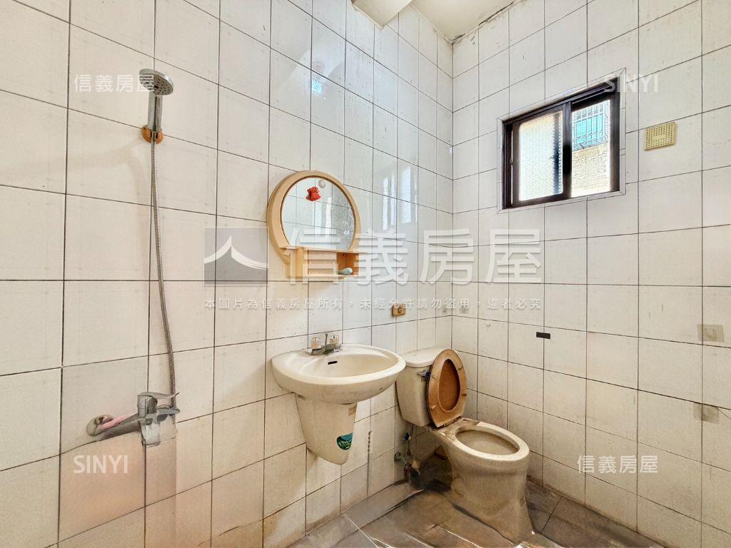 高科大建工正四樓騎樓透天房屋室內格局與周邊環境