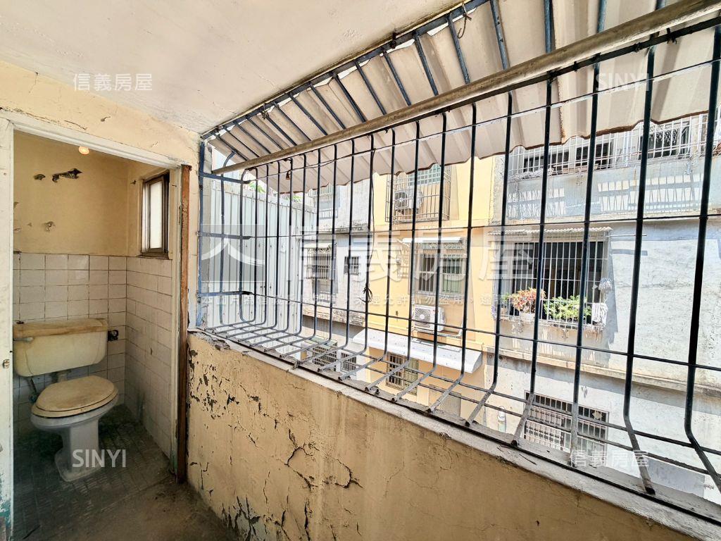 高科大建工正四樓騎樓透天房屋室內格局與周邊環境