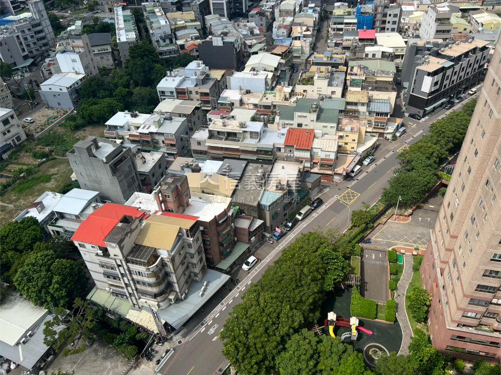 武陵居前棟高樓視野三房房屋室內格局與周邊環境