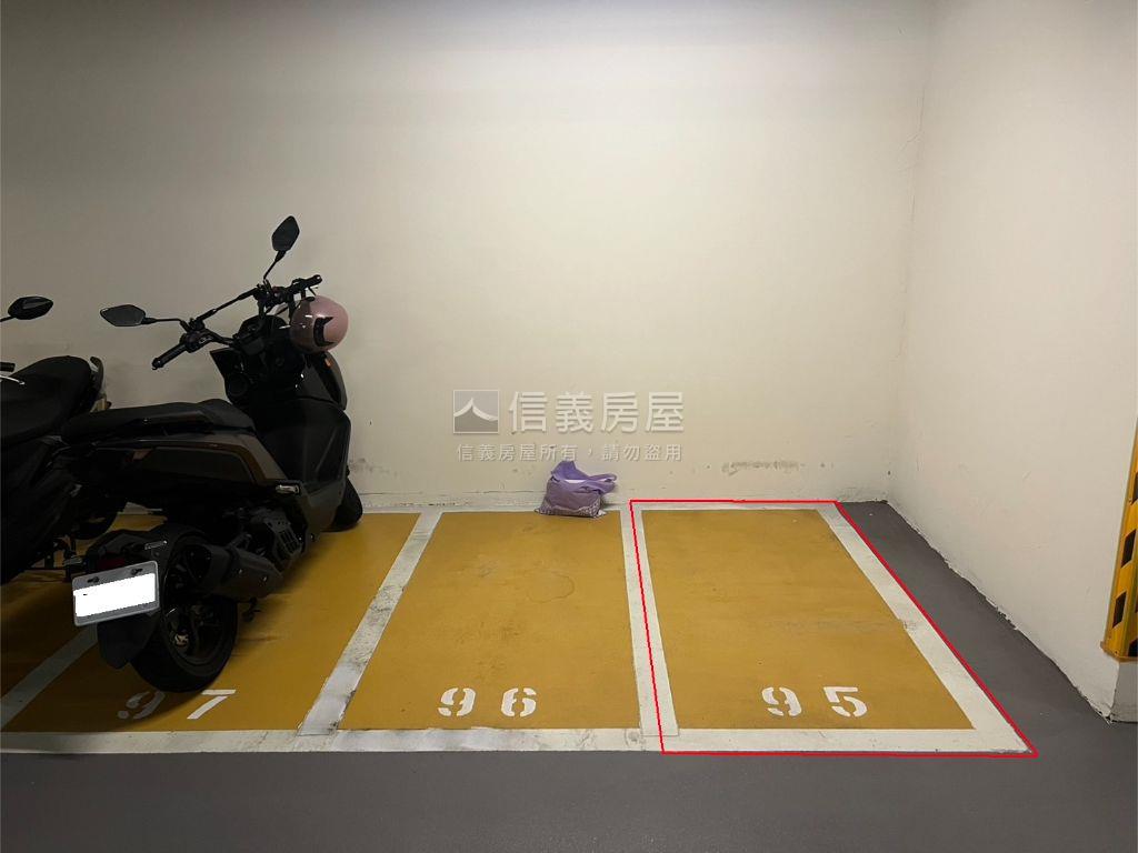 武陵居前棟高樓視野三房房屋室內格局與周邊環境