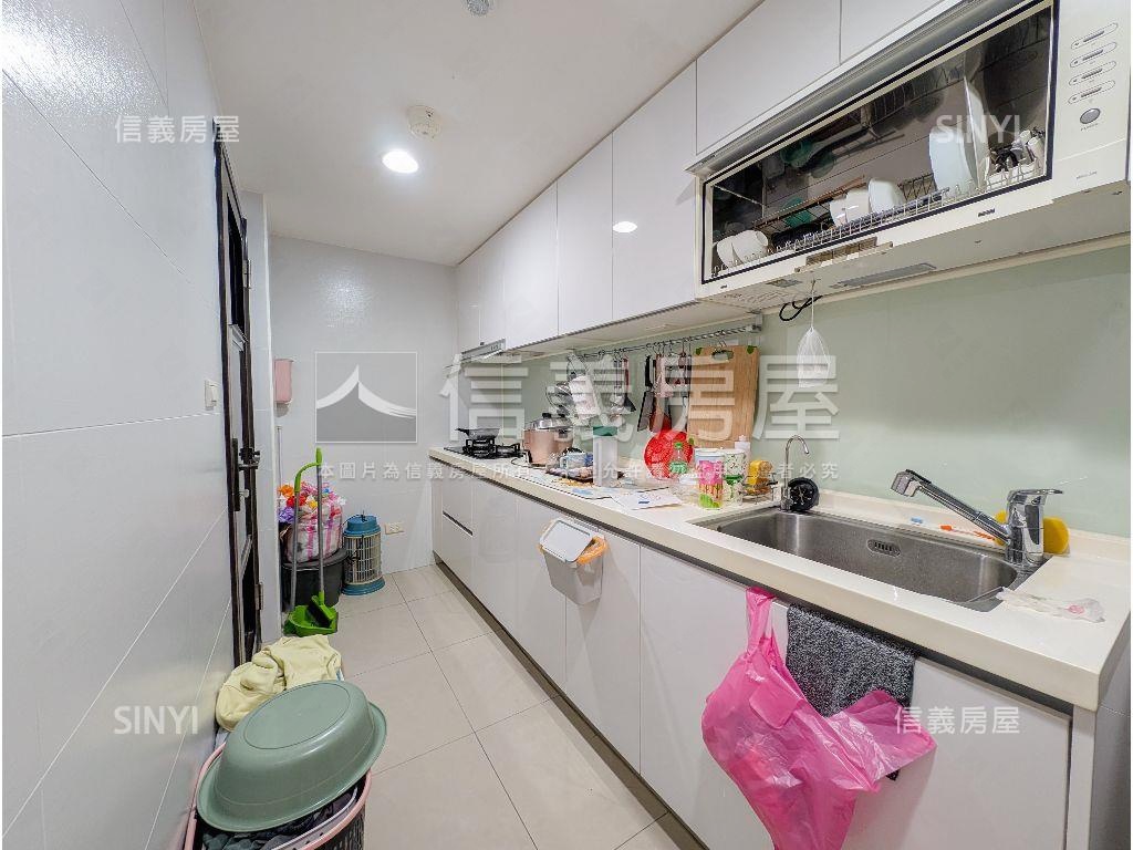 櫻花家學三房車位美宅房屋室內格局與周邊環境