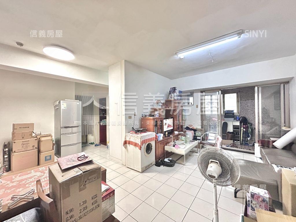 凱撒風景☆朝外四房車位房屋室內格局與周邊環境