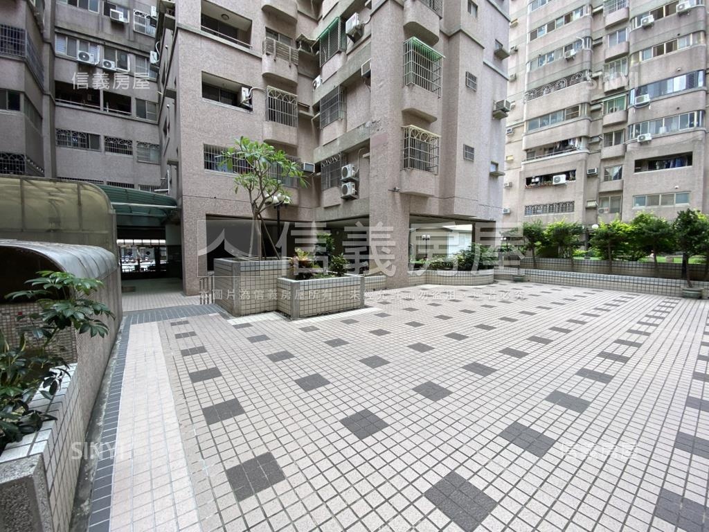 凱撒風景☆朝外四房車位房屋室內格局與周邊環境