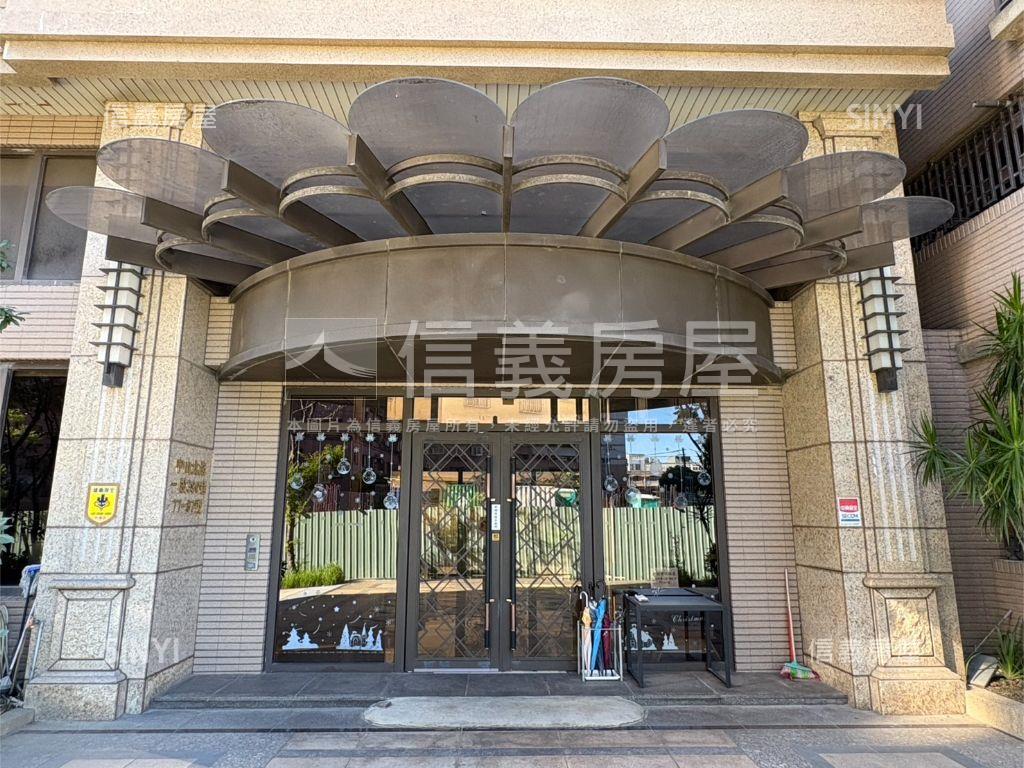 ★楊明國小旁學悅三房車位房屋室內格局與周邊環境