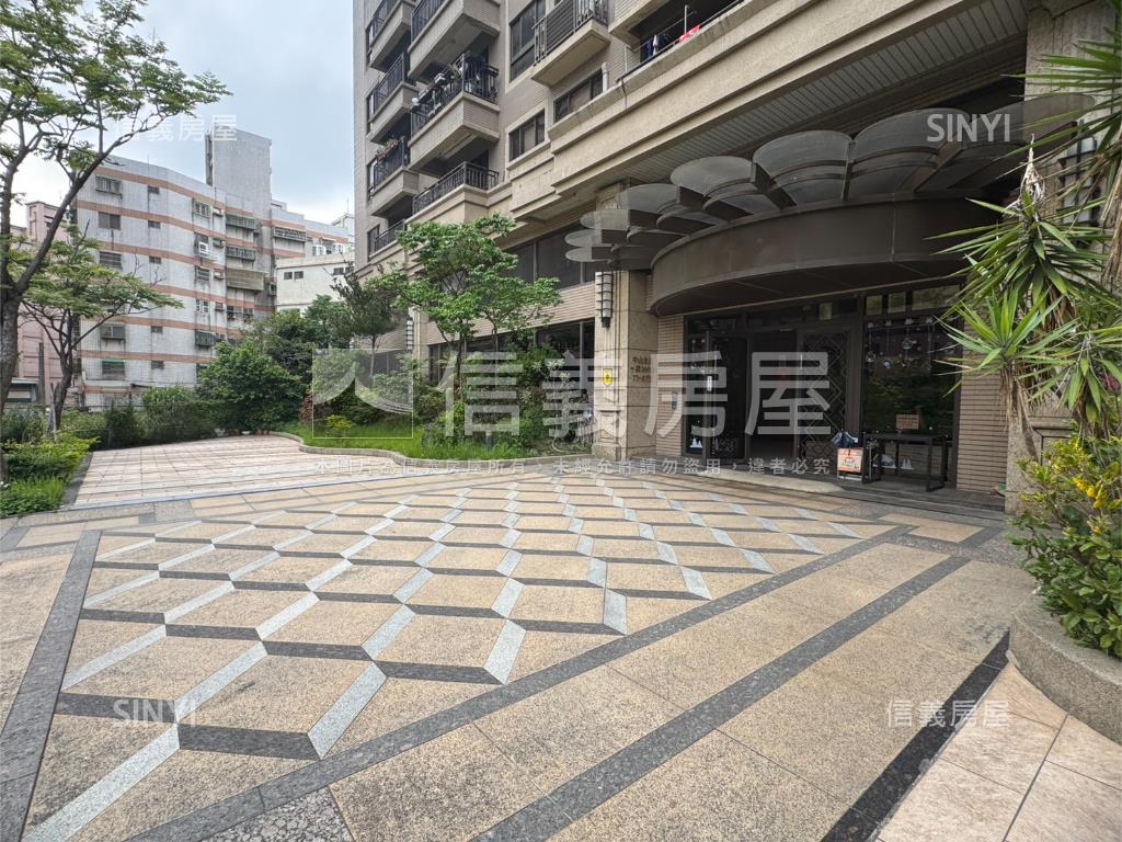 ★楊明國小旁學悅三房車位房屋室內格局與周邊環境