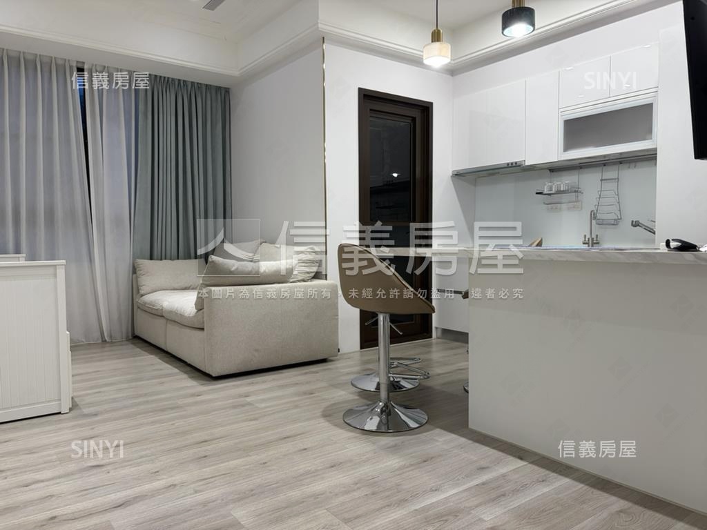 芬蘭極光北歐風房屋室內格局與周邊環境