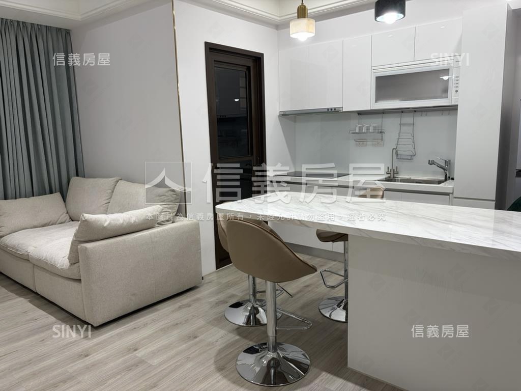 芬蘭極光北歐風房屋室內格局與周邊環境