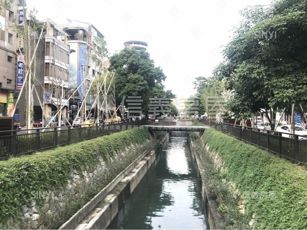 台灣大道旁·商一·角店房屋室內格局與周邊環境