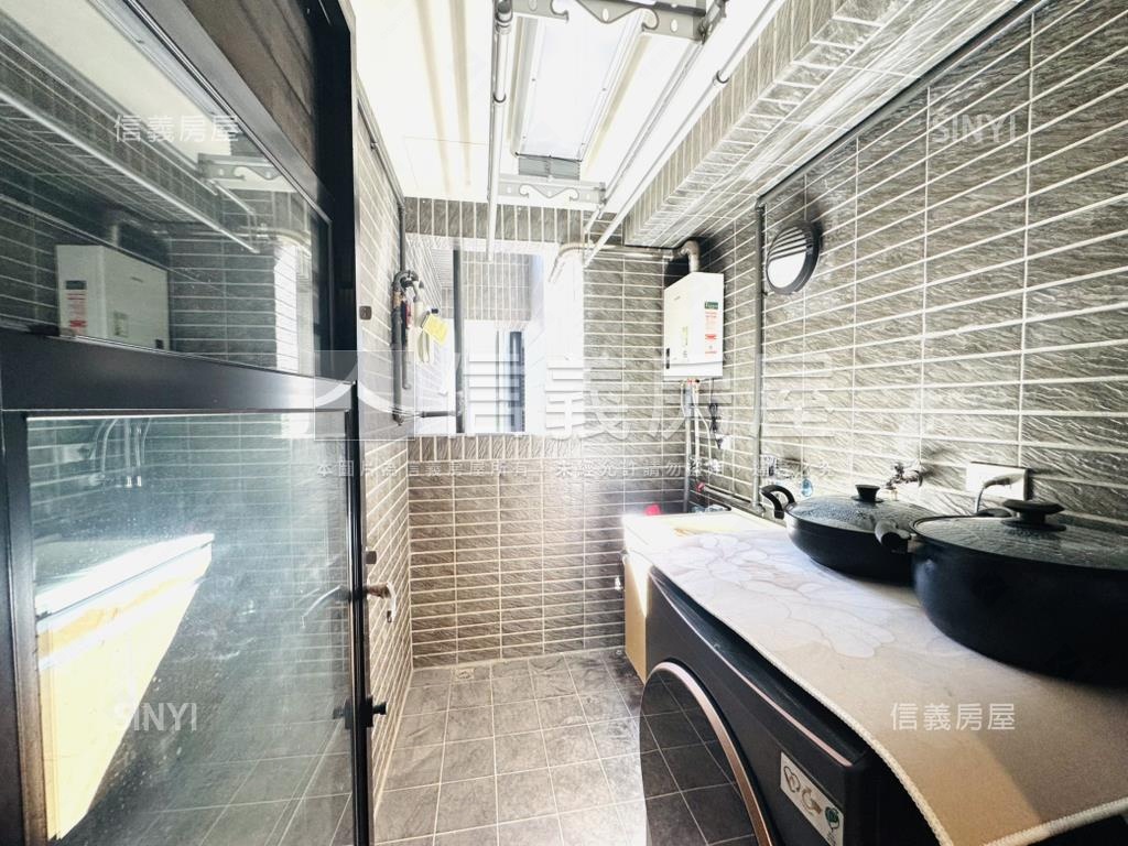 十二期潮尚居三附車位房屋室內格局與周邊環境