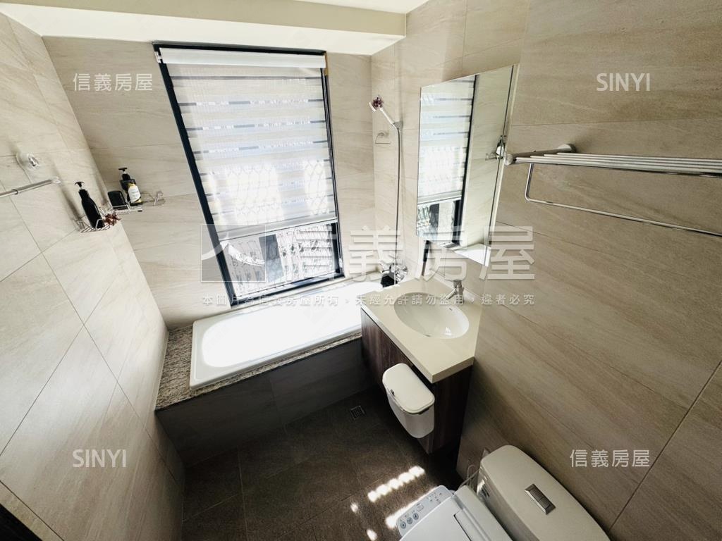 十二期潮尚居三附車位房屋室內格局與周邊環境