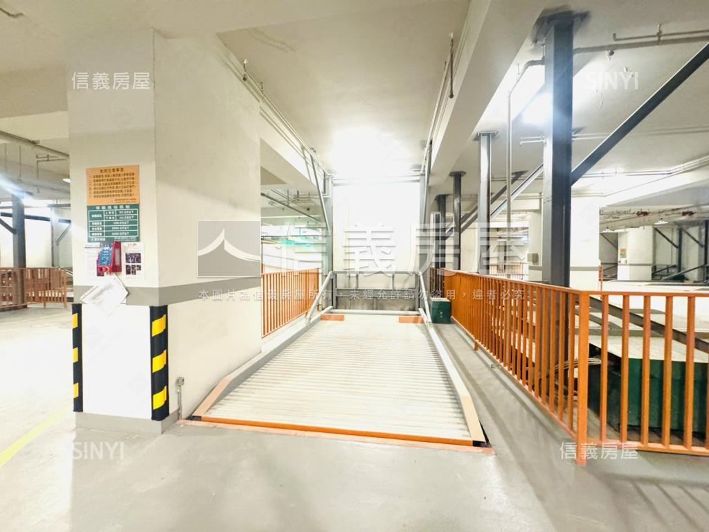 十二期潮尚居三附車位房屋室內格局與周邊環境