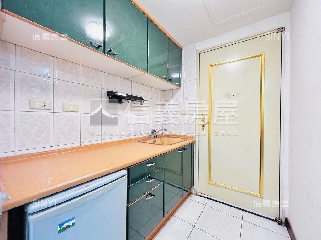 航空名流套房房屋室內格局與周邊環境