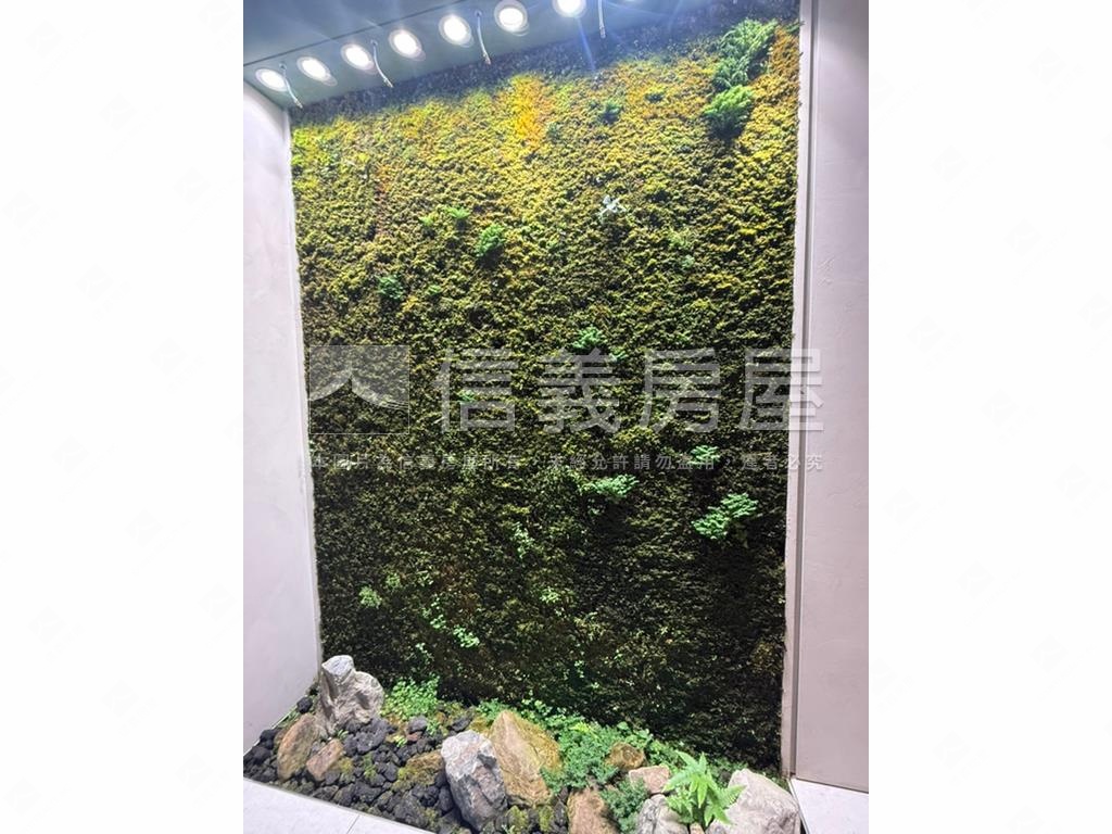 近公園朝南全新三房平車房屋室內格局與周邊環境