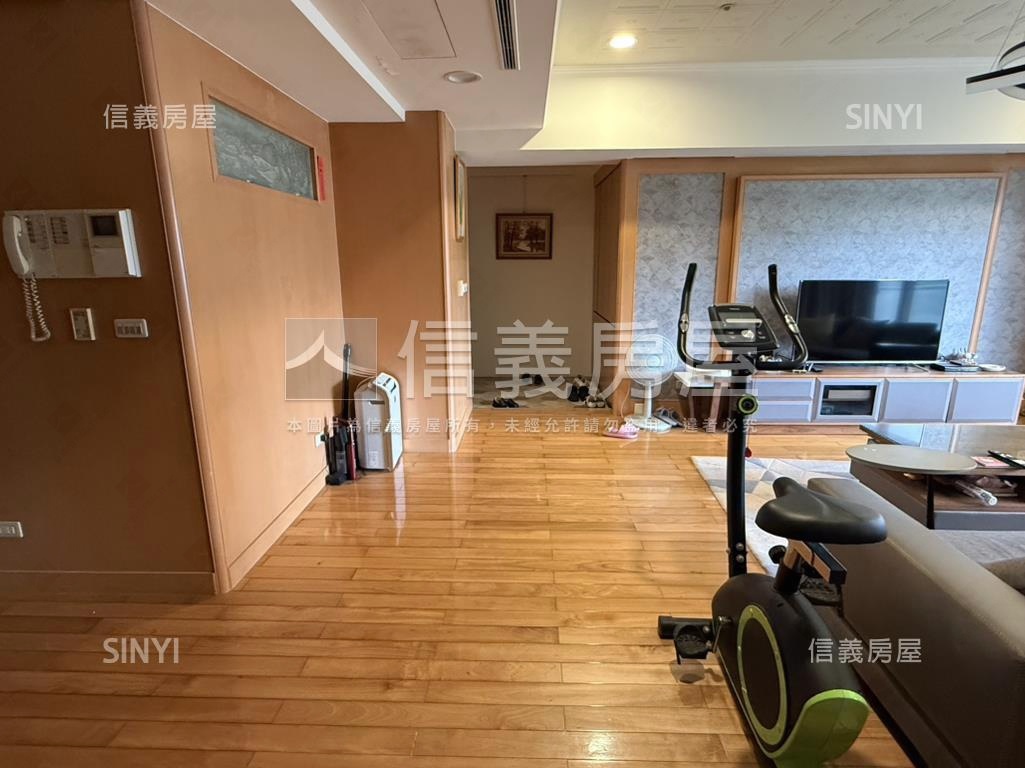 成功米羅大戶豪邸房屋室內格局與周邊環境