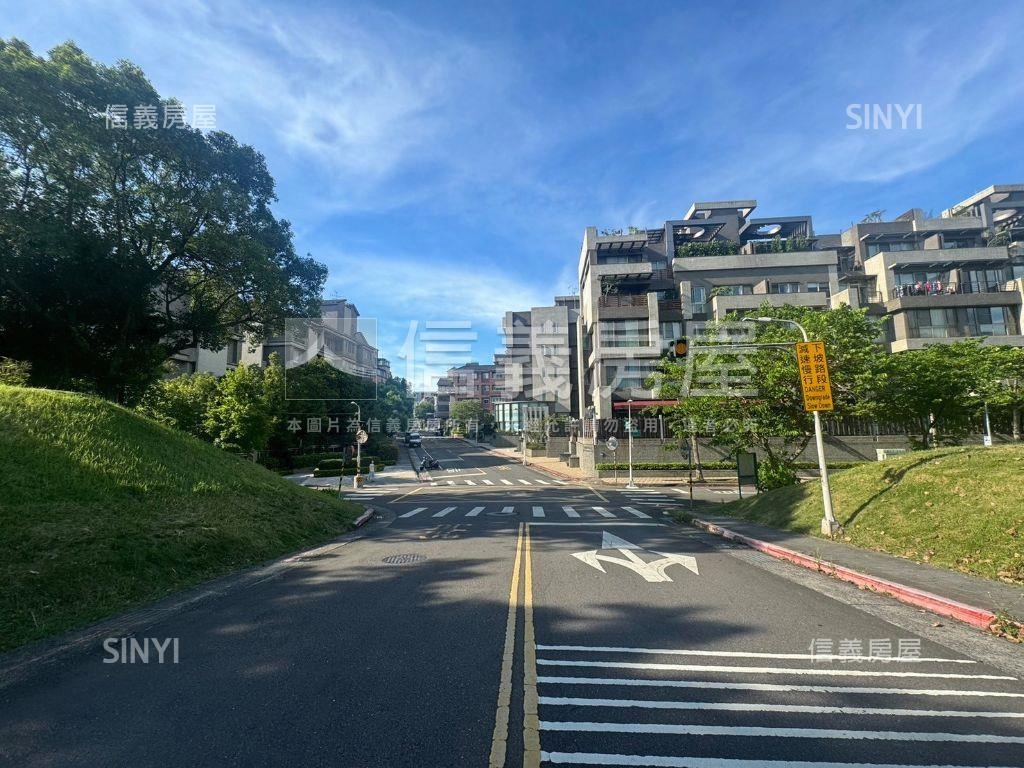 １８８坪大角地～稀有士地房屋室內格局與周邊環境