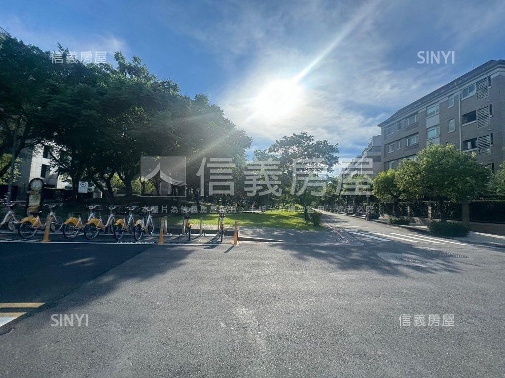 １８８坪大角地～稀有士地房屋室內格局與周邊環境
