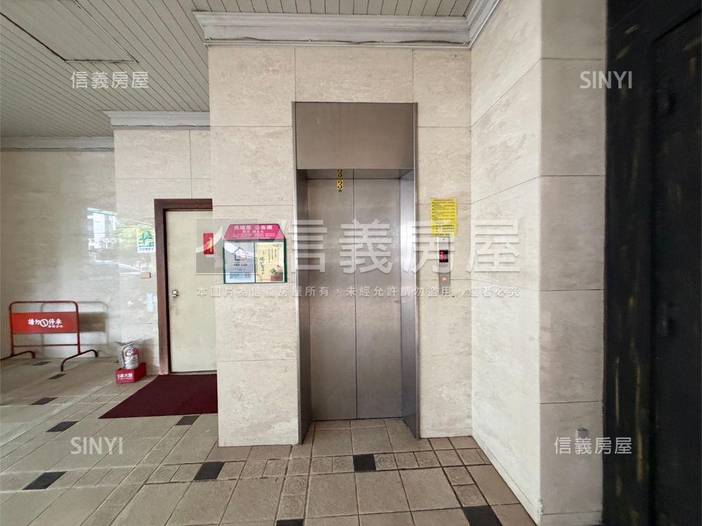 低總天禧名門編號３７車位房屋室內格局與周邊環境