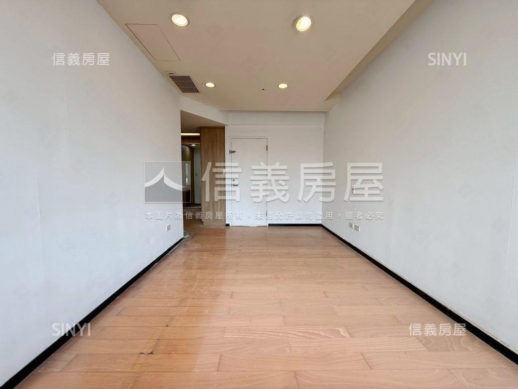 可看！由鉅ＡＺ再一間房屋室內格局與周邊環境