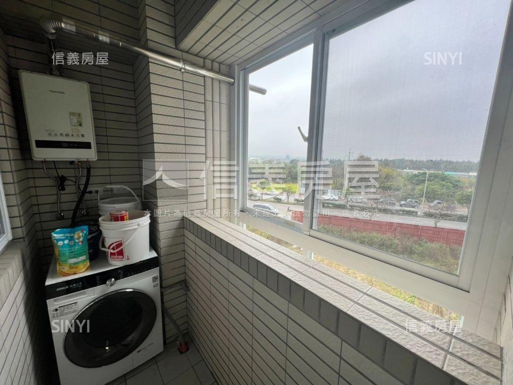 陽光誠品拎包入住房屋室內格局與周邊環境