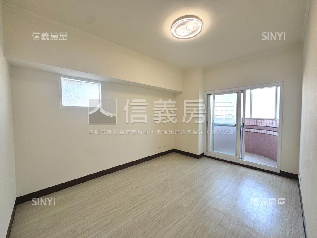 近高鐵全新翻修三房房屋室內格局與周邊環境