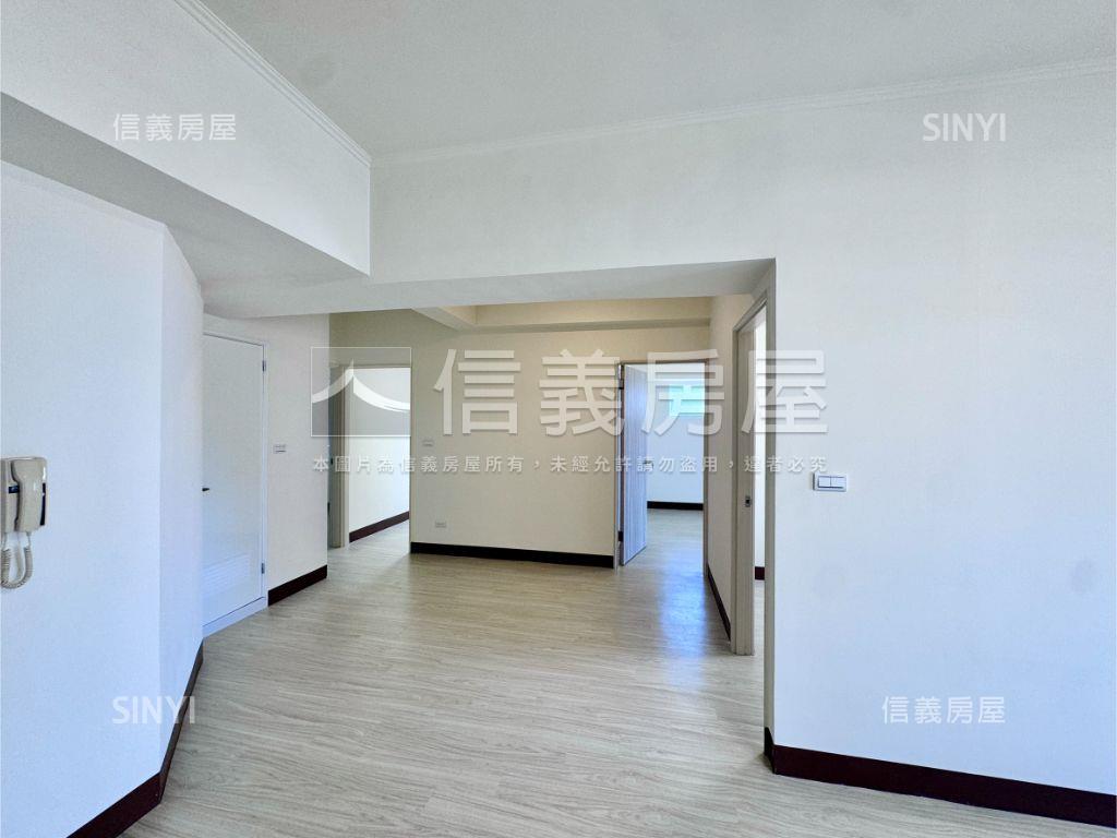 近高鐵全新翻修三房房屋室內格局與周邊環境