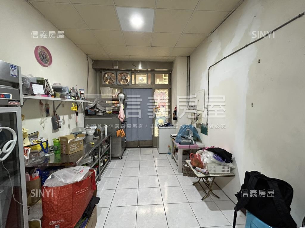 興大京國店面ＡＢ房屋室內格局與周邊環境