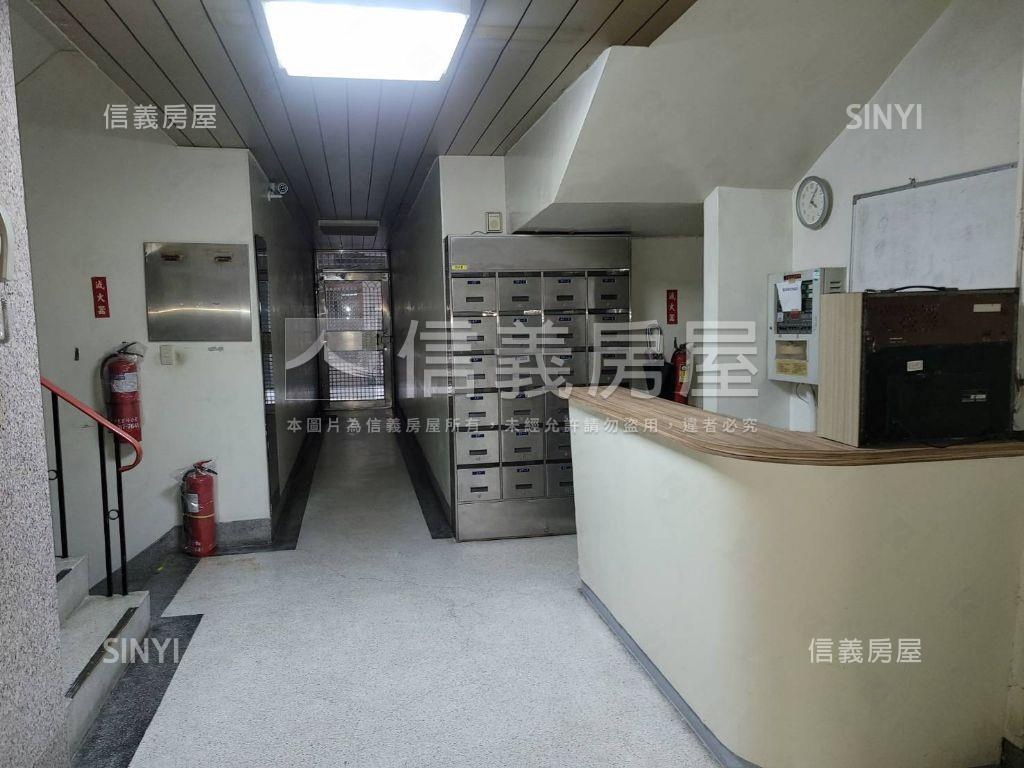 松山撫遠街陽光美邸房屋室內格局與周邊環境