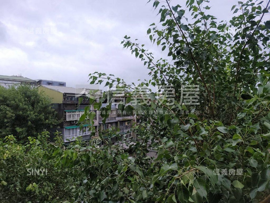 松山撫遠街陽光美邸房屋室內格局與周邊環境