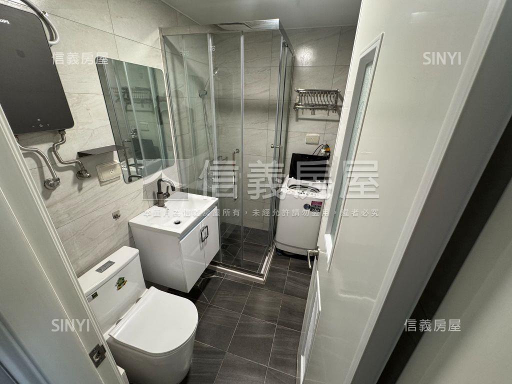 東區│陽光貴族無印風套房房屋室內格局與周邊環境