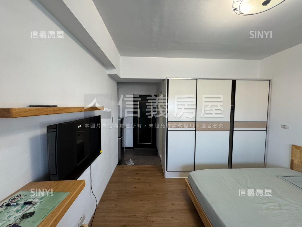 東區│陽光貴族無印風套房房屋室內格局與周邊環境