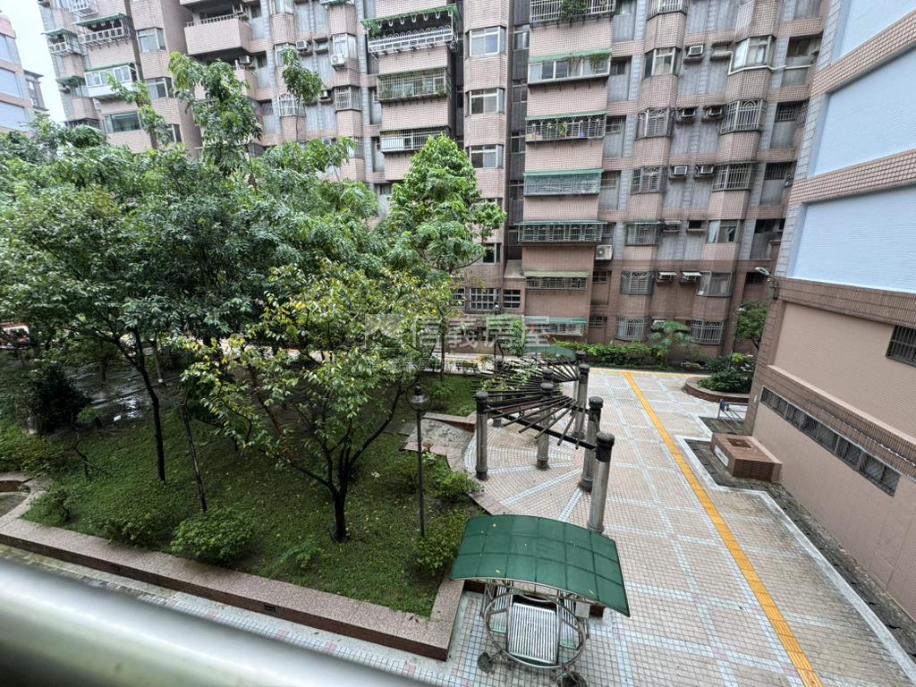 貿商新城陽光溫馨三房房屋室內格局與周邊環境
