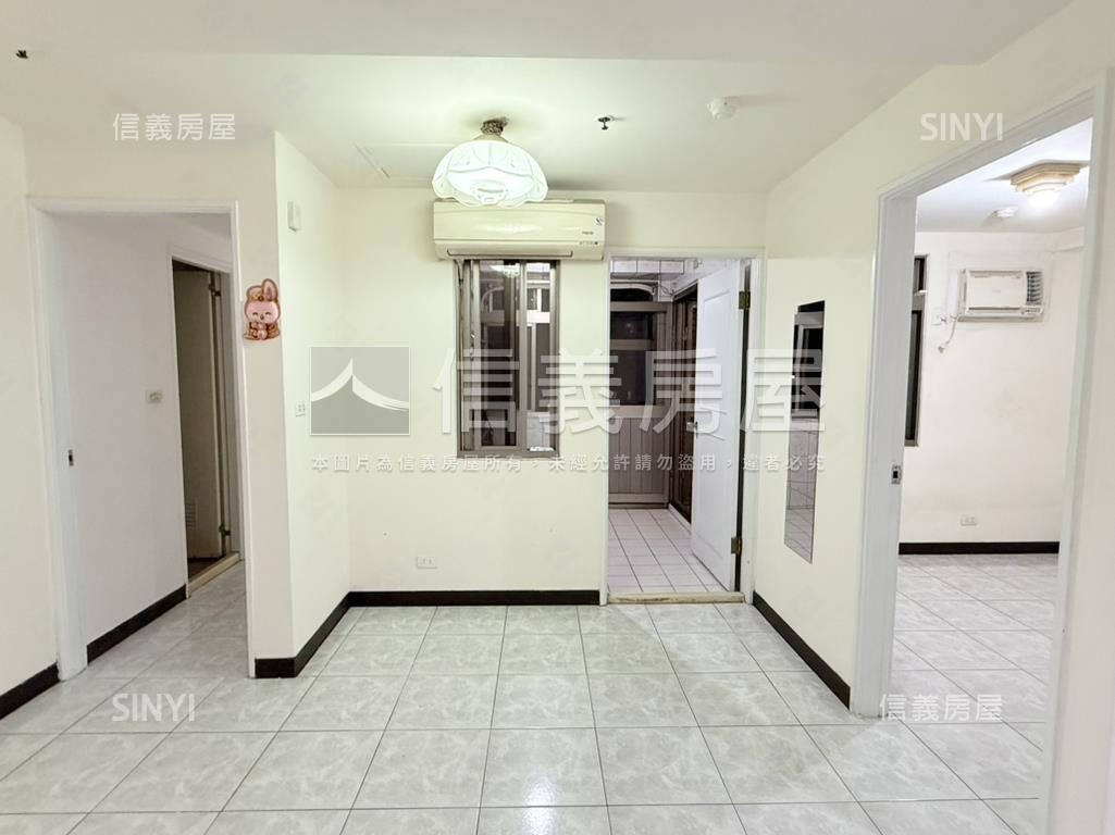 東方山河高樓景觀２房車位房屋室內格局與周邊環境