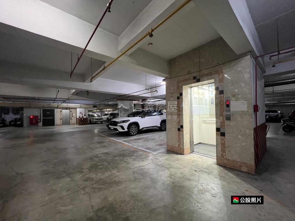 擎天３＋１附坡平車位房屋室內格局與周邊環境