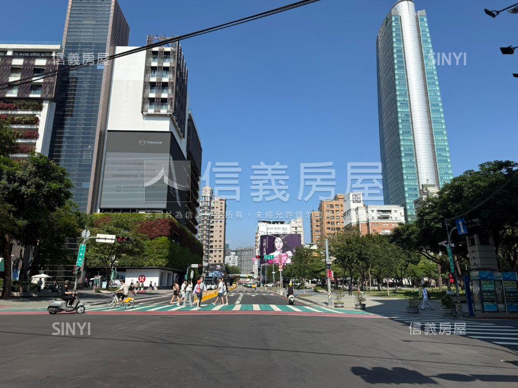 台中企業商辦大坪數看這間房屋室內格局與周邊環境