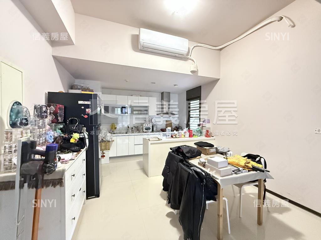 松露三房雙車位房屋室內格局與周邊環境