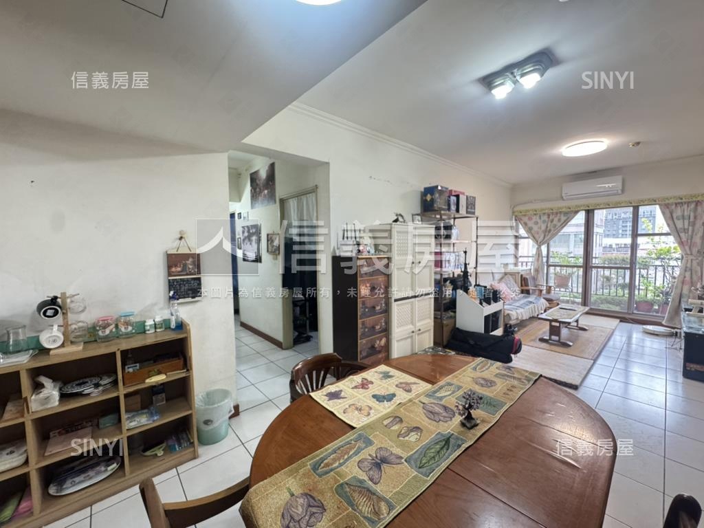 海德堡公園特區四房車位房屋室內格局與周邊環境
